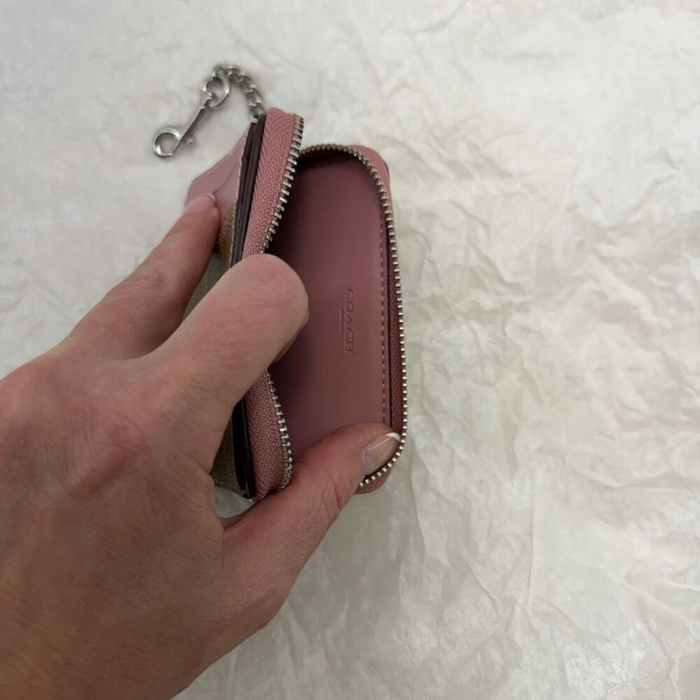 New with tags Coach Pink and Brown Card Holder coin purse with Chain Attachment - Picture 2 of 10